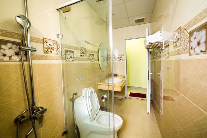 Imagen de la habitación del Hotel Trung Nhan. Foto 18