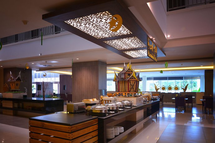 Imagen del bar/restaurante del Hotel Truntum Padang. Foto 2