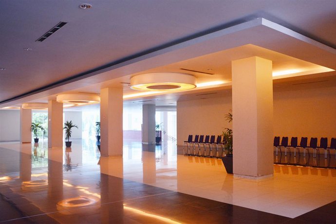 Imagen de los interiores del Hotel Truntum Padang. Foto 18