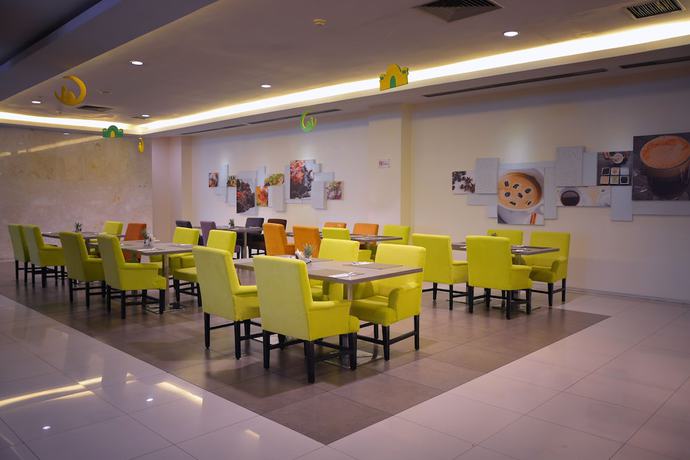 Imagen del bar/restaurante del Hotel Truntum Padang. Foto 3