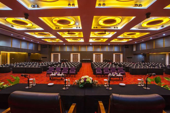 Imagen de los interiores del Hotel Truntum Padang. Foto 19