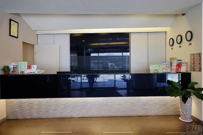 Imagen de los interiores del Hotel Trust. Foto 40