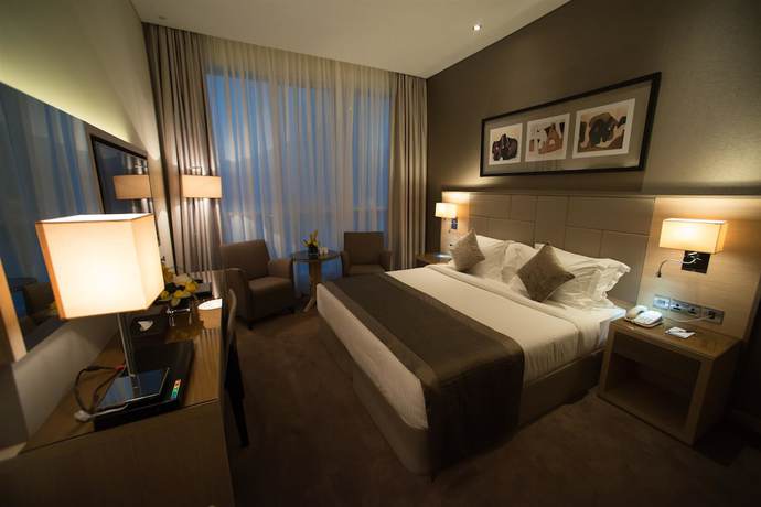Imagen de la habitación del Hotel Tryp By Wyndham Abu Dhabi City Centre. Foto 12