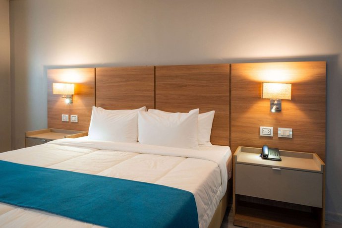 Imagen de la habitación del Hotel Tryp By Wyndham Asuncion. Foto 9