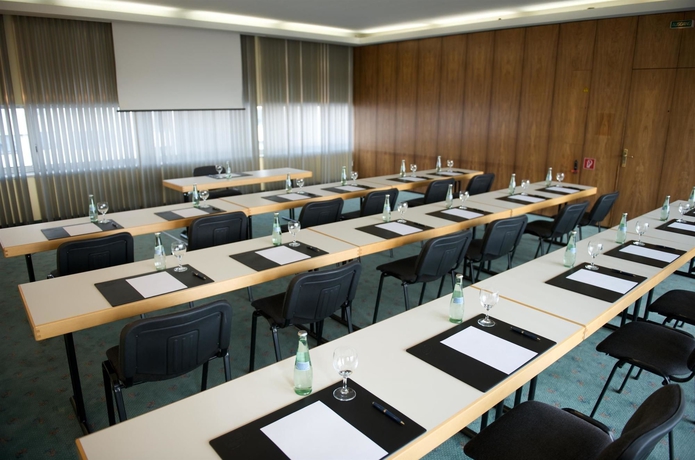 Imagen de los interiores del Hotel Tryp By Wyndham Berlin Am Kudamm. Foto 15