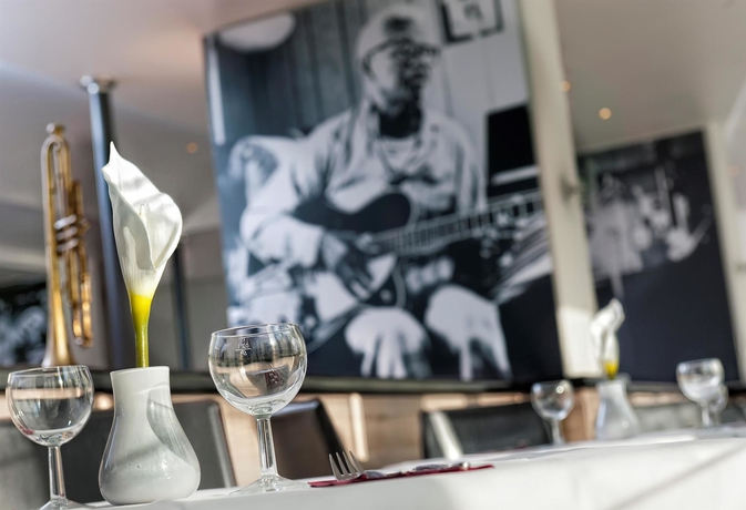 Imagen del bar/restaurante del Hotel Tryp By Wyndham Berlin Am Kudamm. Foto 9