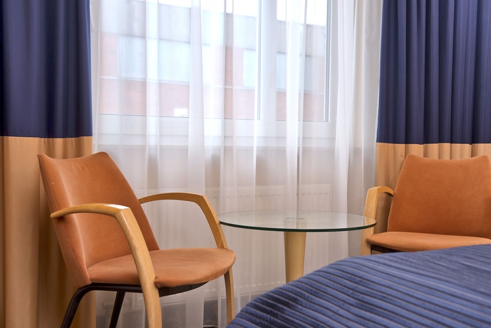 Imagen de los interiores del Hotel Tryp By Wyndham Bremen Airport. Foto 14