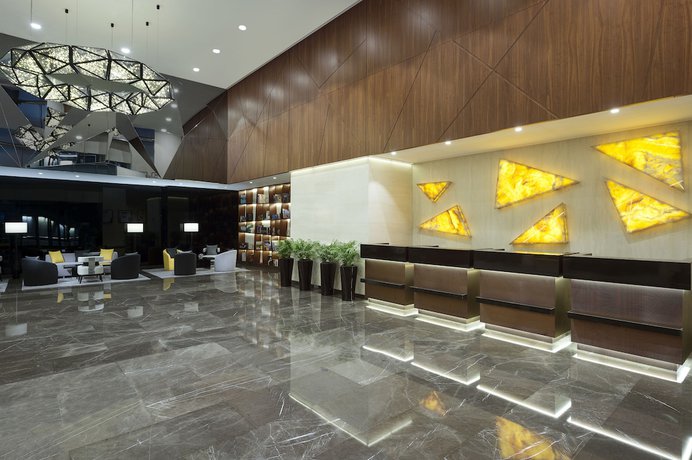 Imagen de los interiores del Hotel Tryp By Wyndham Dubai. Foto 19