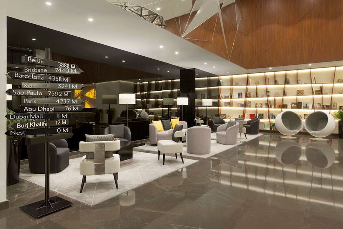 Imagen de los interiores del Hotel Tryp By Wyndham Dubai. Foto 20