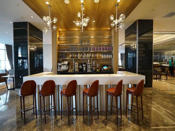Imagen del bar/restaurante del Hotel Tryp By Wyndham Istanbul Basın Ekspres. Foto 4