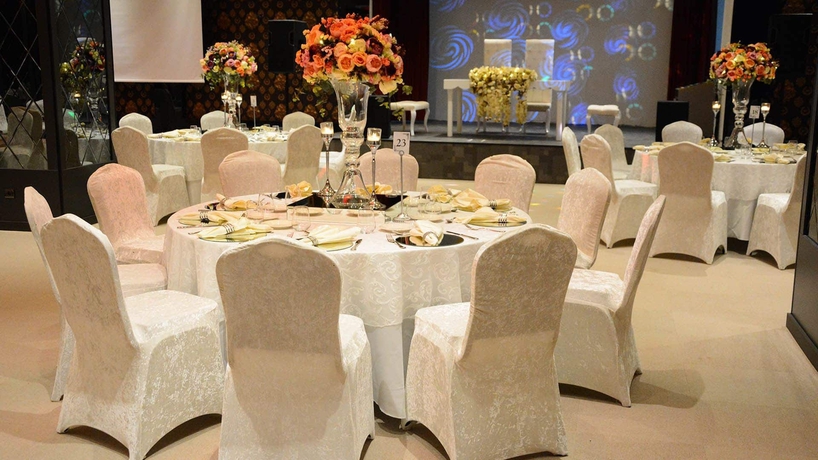 Imagen de los interiores del Hotel Tryp By Wyndham Istanbul Sancaktepe. Foto 17