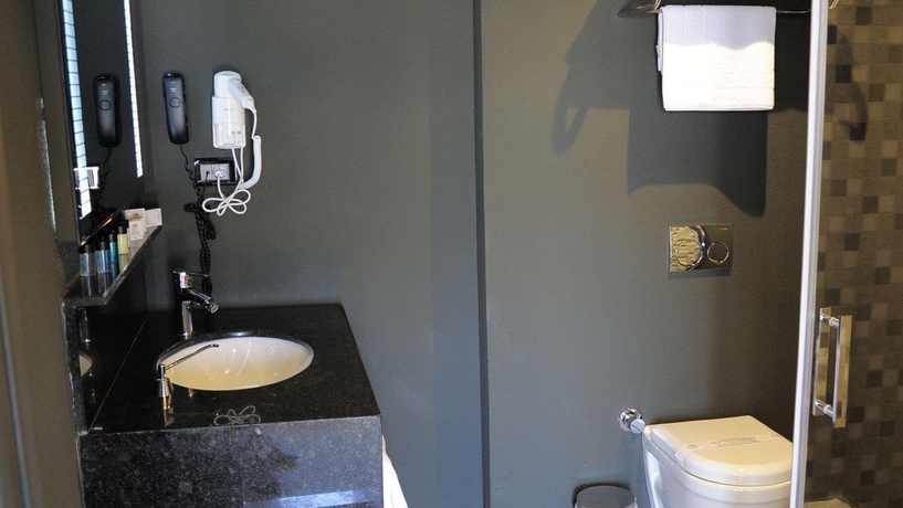 Imagen de la habitación del Hotel Tryp By Wyndham Istanbul Sancaktepe. Foto 8