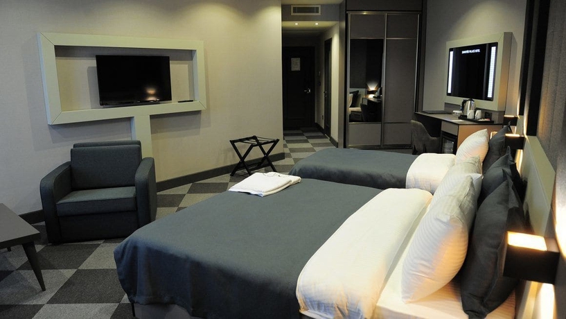 Imagen de la habitación del Hotel Tryp By Wyndham Istanbul Sancaktepe. Foto 12