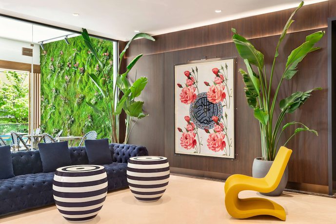 Imagen de los interiores del Hotel Tryp By Wyndham Istanbul Sisli. Foto 19