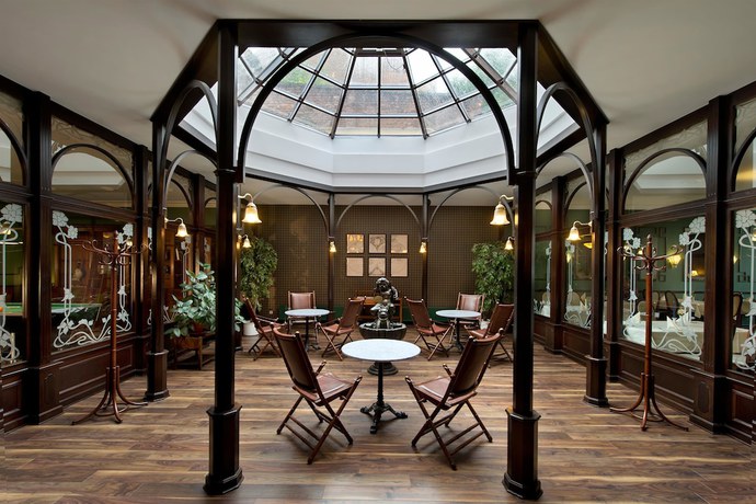 Imagen de los interiores del Hotel Tryp By Wyndham Kassel City Centre. Foto 12