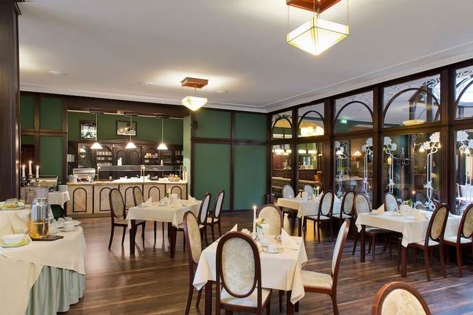 Imagen del bar/restaurante del Hotel Tryp By Wyndham Kassel City Centre. Foto 3