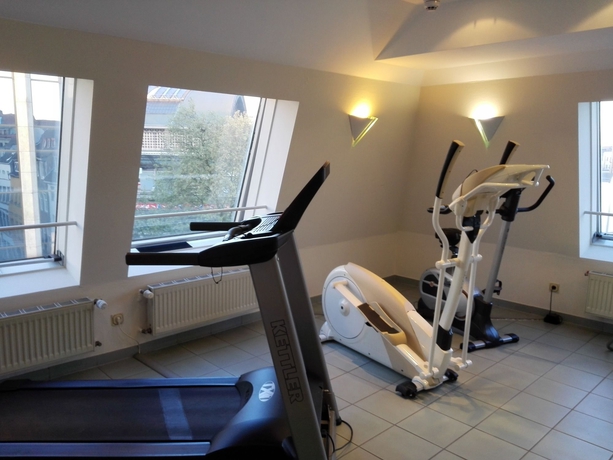 Imagen de los interiores del Hotel Tryp By Wyndham Köln City Centre. Foto 11