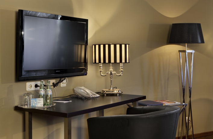 Imagen de los interiores del Hotel Tryp By Wyndham Lübeck Aquamarin. Foto 12