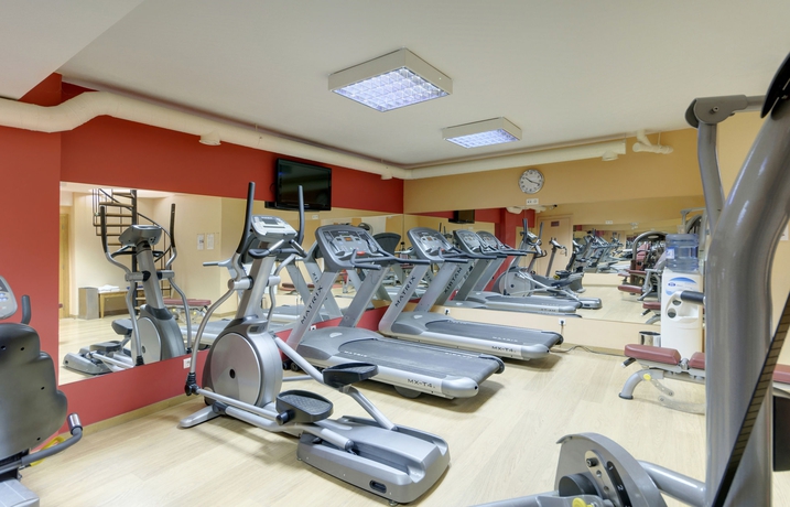 Imagen de los interiores del Hotel Tryp By Wyndham Porto Expo. Foto 13