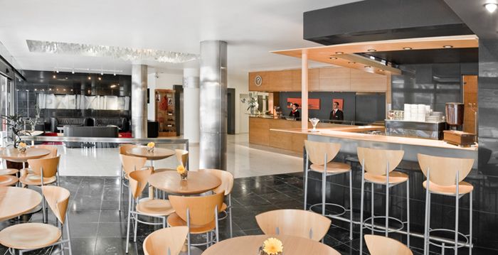 Imagen general del Hotel Tryp Montevideo. Foto 2