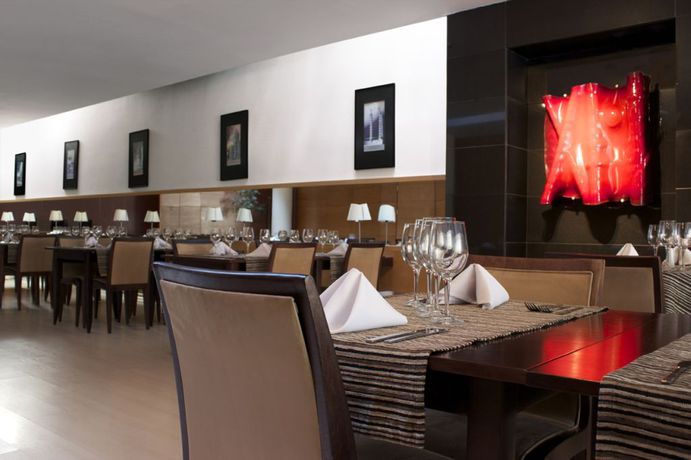 Imagen general del Hotel Tryp Montevideo. Foto 8