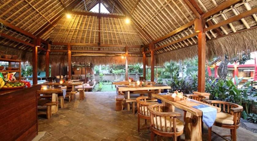 Imagen del bar/restaurante del Hotel Ts Hut Lembongan. Foto 11
