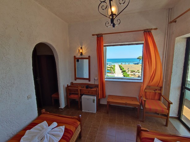 Imagen de la habitación del Hotel Tsagarakis Beach. Foto 6