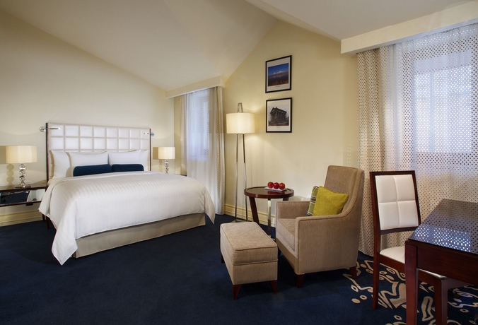 Imagen de la habitación del Hotel Tsaghkadzor Marriott. Foto 11