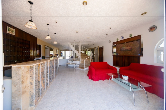 Imagen de los interiores del Hotel Tsambika Sun. Foto 18
