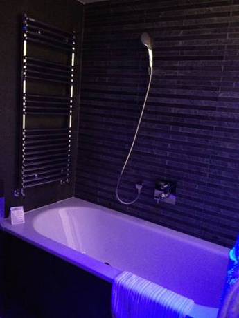 Imagen de la habitación del Hotel Tsanteleina. Foto 7