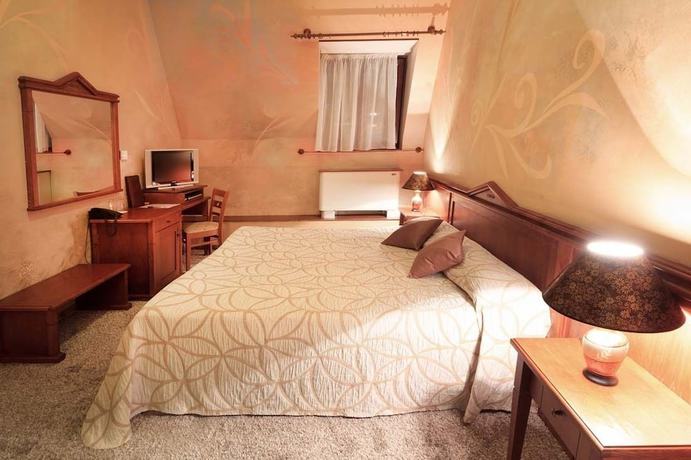 Imagen de la habitación del Hotel Tsarevets. Foto 12