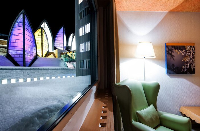 Imagen de la habitación del Hotel Tschuggen Grand Hotel. Foto 5