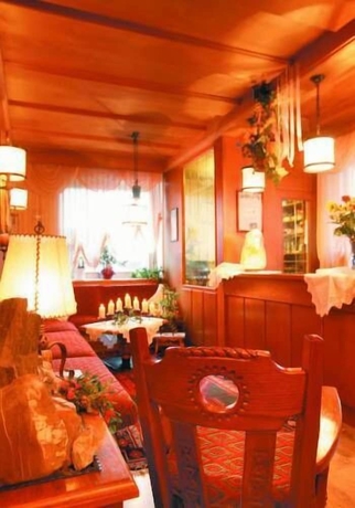 Imagen de los interiores del Hotel Tschurtschenthaler. Foto 14