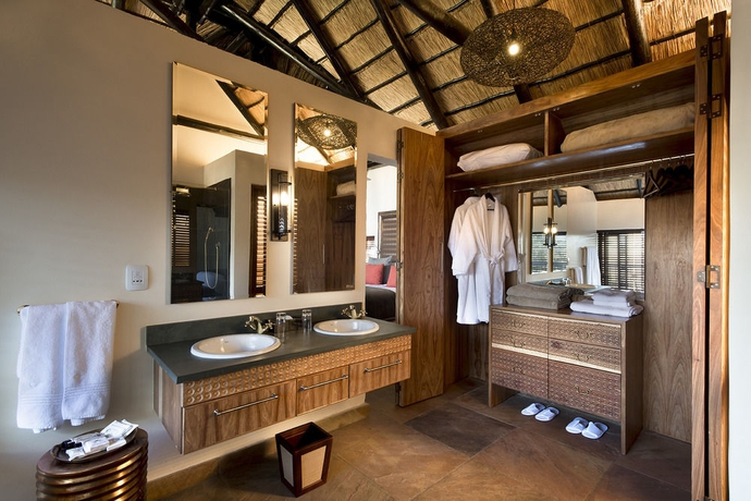 Imagen de la habitación del Hotel Tshukudu Bush Lodge. Foto 4