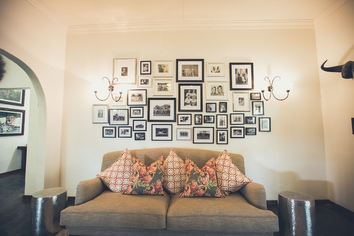 Imagen de los interiores del Hotel Tshukudu Game Lodge. Foto 19