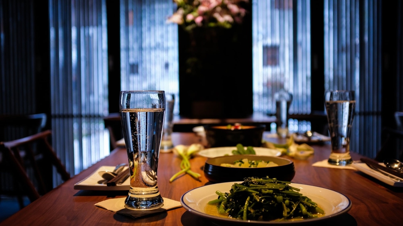 Imagen del bar/restaurante del Hotel Tsingpu Fujian Tulou Retreat. Foto 3