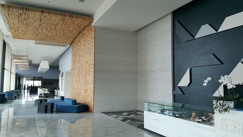 Imagen de los interiores del Hotel Tsix5. Foto 18