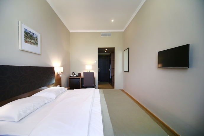 Imagen de la habitación del Hotel Tskaltubo Plaza. Foto 10