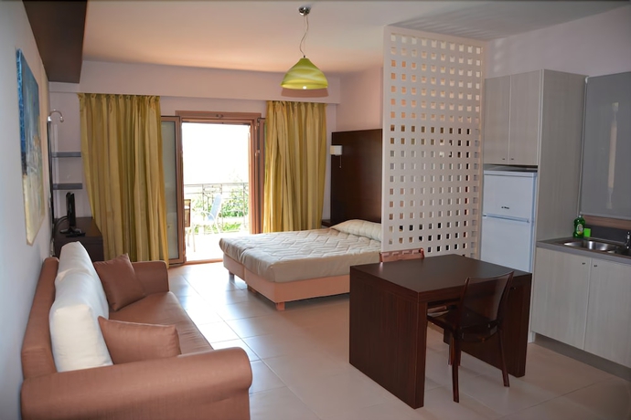 Imagen de la habitación del Hotel Tsokas. Foto 17