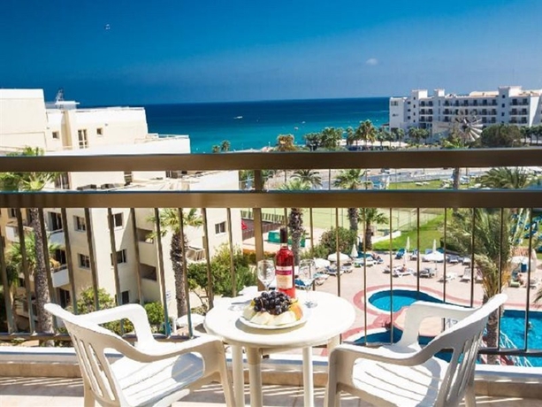 Imagen general del Hotel Tsokkos Protaras. Foto 6
