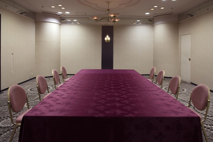 Imagen de los interiores del Hotel Tsu Center Palace. Foto 16