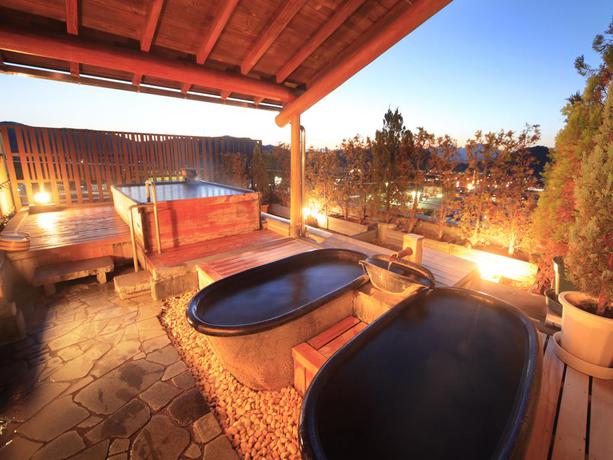 Imagen de los exteriores del Hotel Tsubakino, Yamanouchi. Foto 5