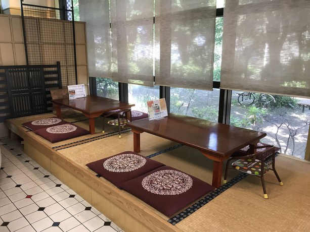 Imagen de los interiores del Hotel Tsukuba Hills Umezono. Foto 16
