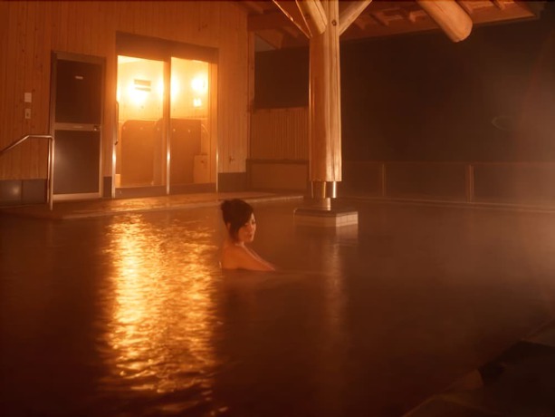 Imagen de la piscina del Hotel Tsumagoi Prince Hotel. Foto 18