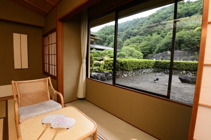 Imagen de la habitación del Hotel Tsunagi Onsen Shikitei. Foto 27