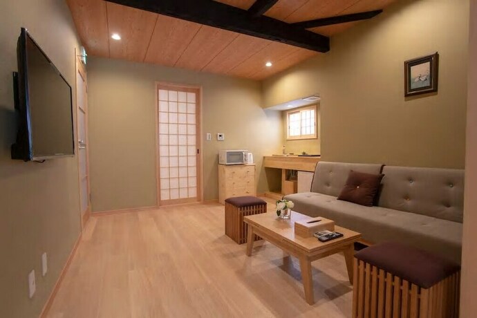 Imagen de la habitación del Hotel Tsuru Inn-tsurumibashi. Foto 19