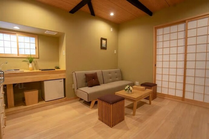 Imagen de la habitación del Hotel Tsuru Inn-tsurumibashi. Foto 28