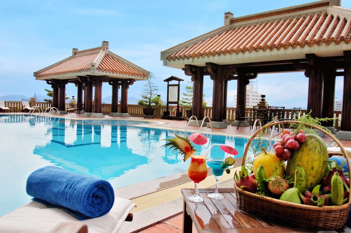 Imagen de la piscina del Hotel Ttc Imperial. Foto 15