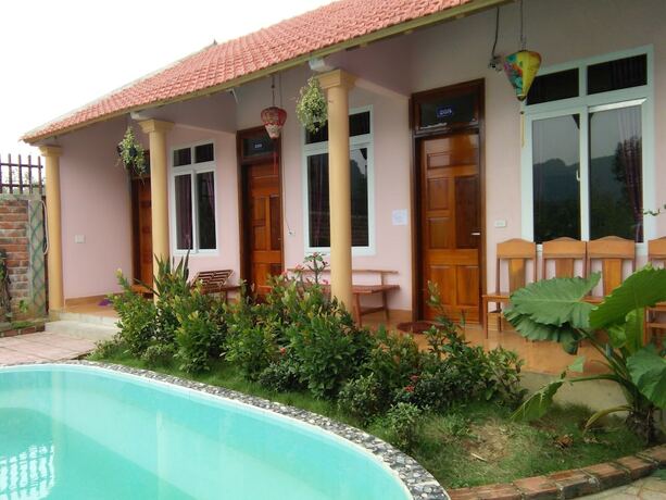 Imagen de la piscina del Hotel Tu Lan Homestay. Foto 19