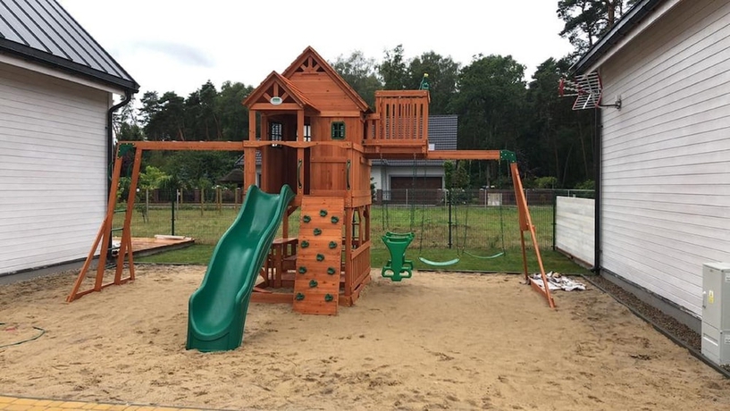 Imagen de los exteriores del Hotel TuNa, Dziwn&oacute;w. Foto 16